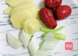 板栗鸡汤 | 养颜补肾的做法图解2