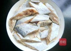 糖醋带鱼的做法图解3