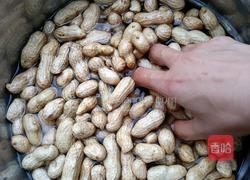 盐水花生的做法图解2