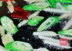 鸡杂炒芹菜的做法图解6