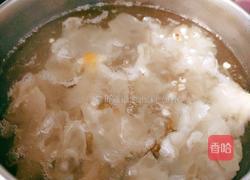 猕猴桃薏米银耳汤的做法图解7