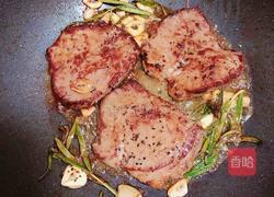 迷迭香黑胡椒牛排的做法图解15