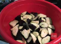 酱爆肉沫茄子的做法图解1