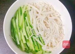 凉拌黄瓜金针菇的做法图解11