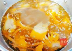 黄花菜虫草花炖鸡汤的做法图解15