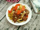 胡萝卜白菜炒卤料的做法[图]