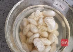 莲子红枣小米粥的做法图解1