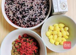 椰浆白果藜麦黑米饭的做法图解3