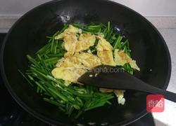 韭菜花炒鸡蛋的做法图解10