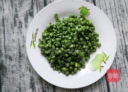 玉米碴子粥的做法图解3