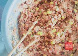 生煎(猪肉香菇玉米粒）的做法图解9
