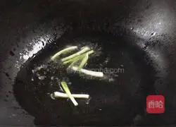 Illustration of how to make oyster mushroom egg soup 7