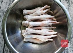 花生炖凤爪的做法图解3