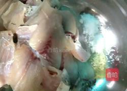 酸菜鱼的做法图解2
