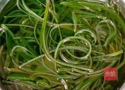 凉拌海带丝的做法图解1