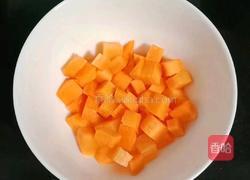 玉米炒肉沫的做法图解2