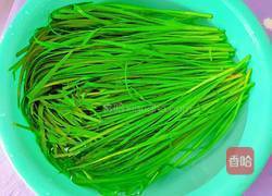 韭菜炒虾仁的做法图解2