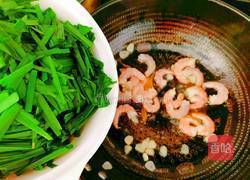 韭菜炒虾仁的做法图解9