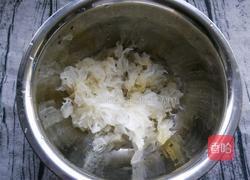 银耳桃胶雪燕羹的做法图解5
