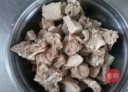 干锅排骨汇凤爪的做法图解1