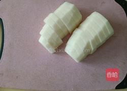 白萝卜玉米排骨汤的做法图解5