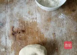 Illustration of how to make green pumpkin buns with minced meat 4