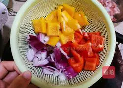 Illustration of how to make fried chicken 2