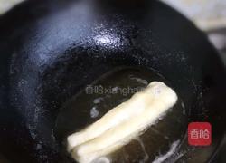 家常油条油饼的做法图解3