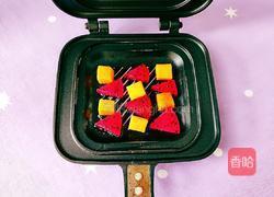 火龙果芒果煎饼的做法图解8