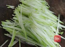 炝拌佛手瓜的做法图解3