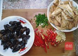 木耳炒豆腐的做法图解4