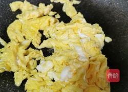 秋葵煸鸡蛋的做法图解4