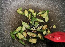 秋葵煸鸡蛋的做法图解9