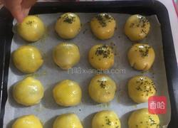 蛋黄酥的做法图解10