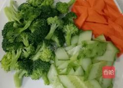 凉拌银耳的做法图解2