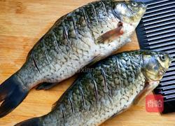 红烧鲫鱼的做法图解4