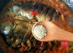 红烧鲫鱼的做法图解17