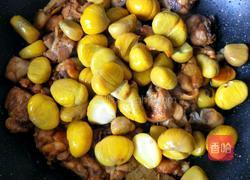 板栗烧鸡块的做法图解12