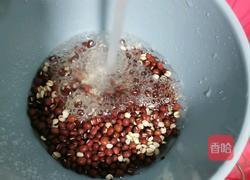 红豆薏米莲子汤的做法图解5