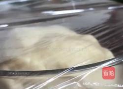 莲蓉肉松馅广式月饼的做法图解4