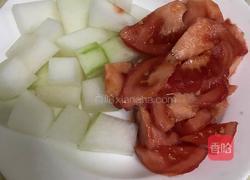 鸡肉炖冬瓜西红柿的做法图解1