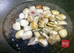 冬瓜花蛤汤的做法图解2