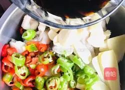 Internet celebrity lemon chicken feet recipe illustration 5