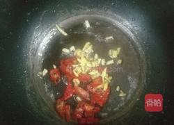 杏鲍菇炖五花肉的做法图解3