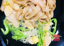 蛋炒河粉的做法图解3