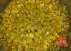 咸蛋黄玉米粒的做法图解1