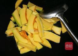 家常炒南瓜的做法图解3