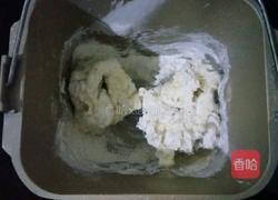 原味花形面包的做法图解2