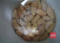 米酒炖鸡子的做法图解2