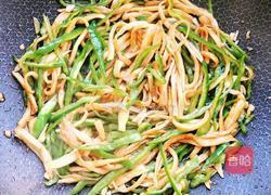 青椒炒杏鲍菇的做法图解10